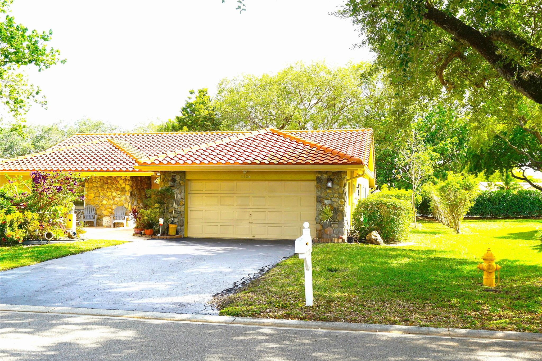 PINE RIDGE - Residential
