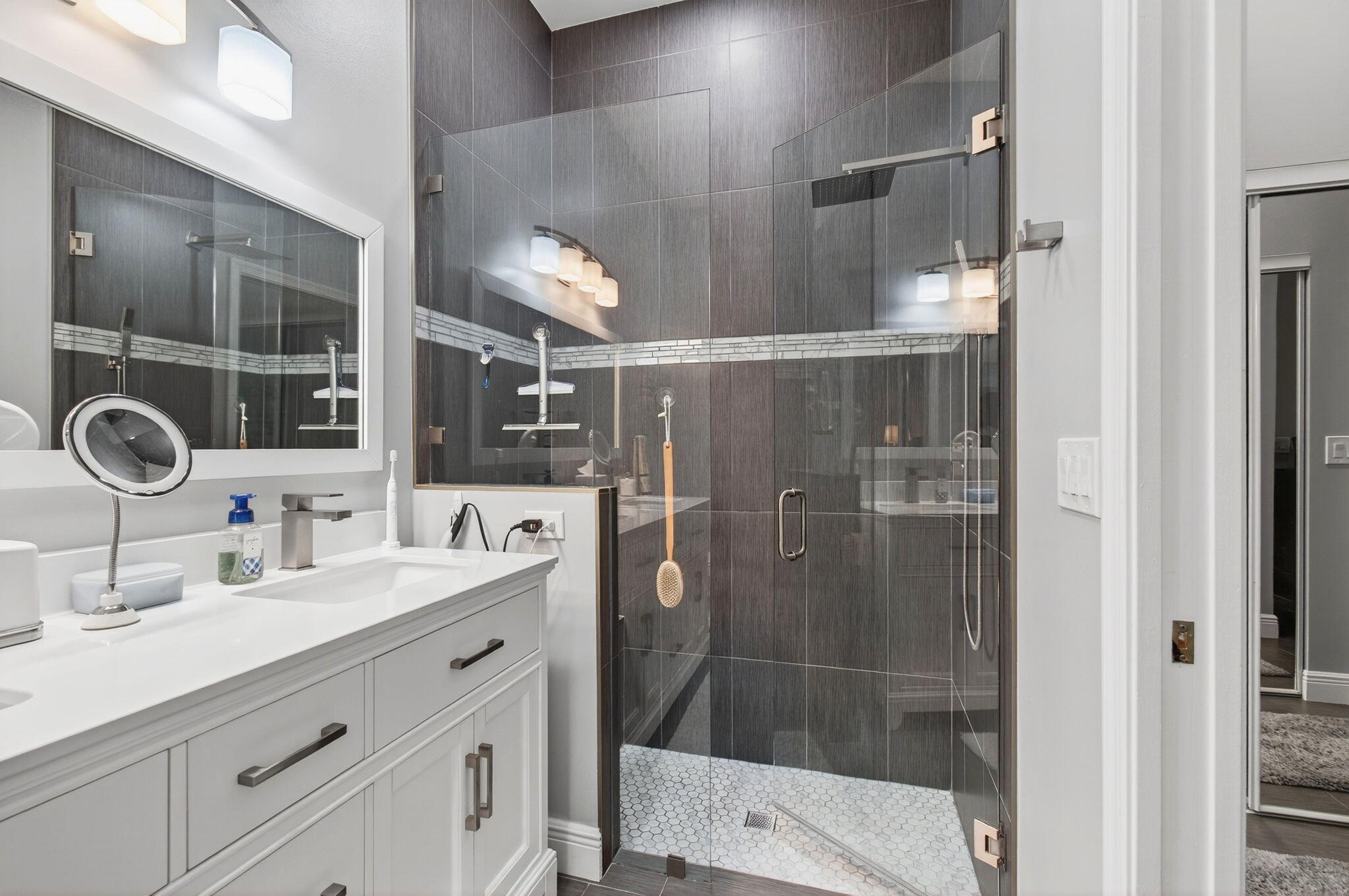 ABERDEEN 18 - Residential