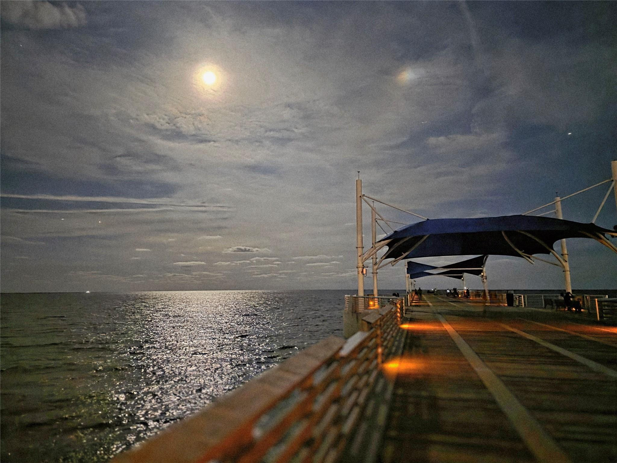 TRADEWINDS OF POMPANO - Residential Lease