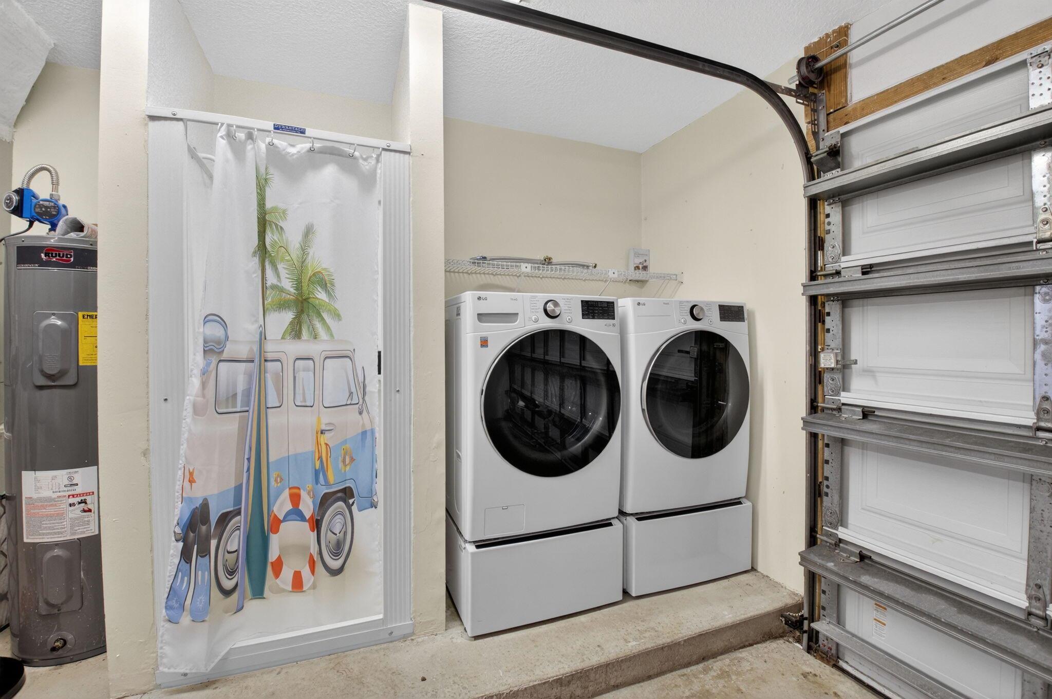 BOCA RATON HILLS SEC 3 - Residential Lease