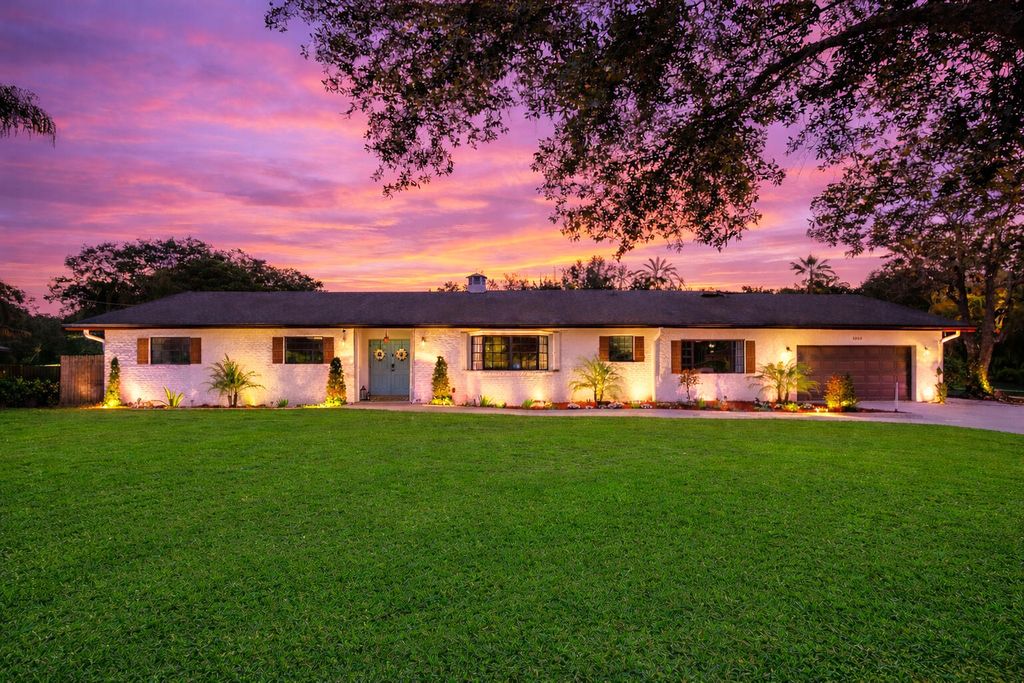 Photo of 5340 SW 195 Terrace, Southwest Ranches, FL 33332 (MLS # B26017319)