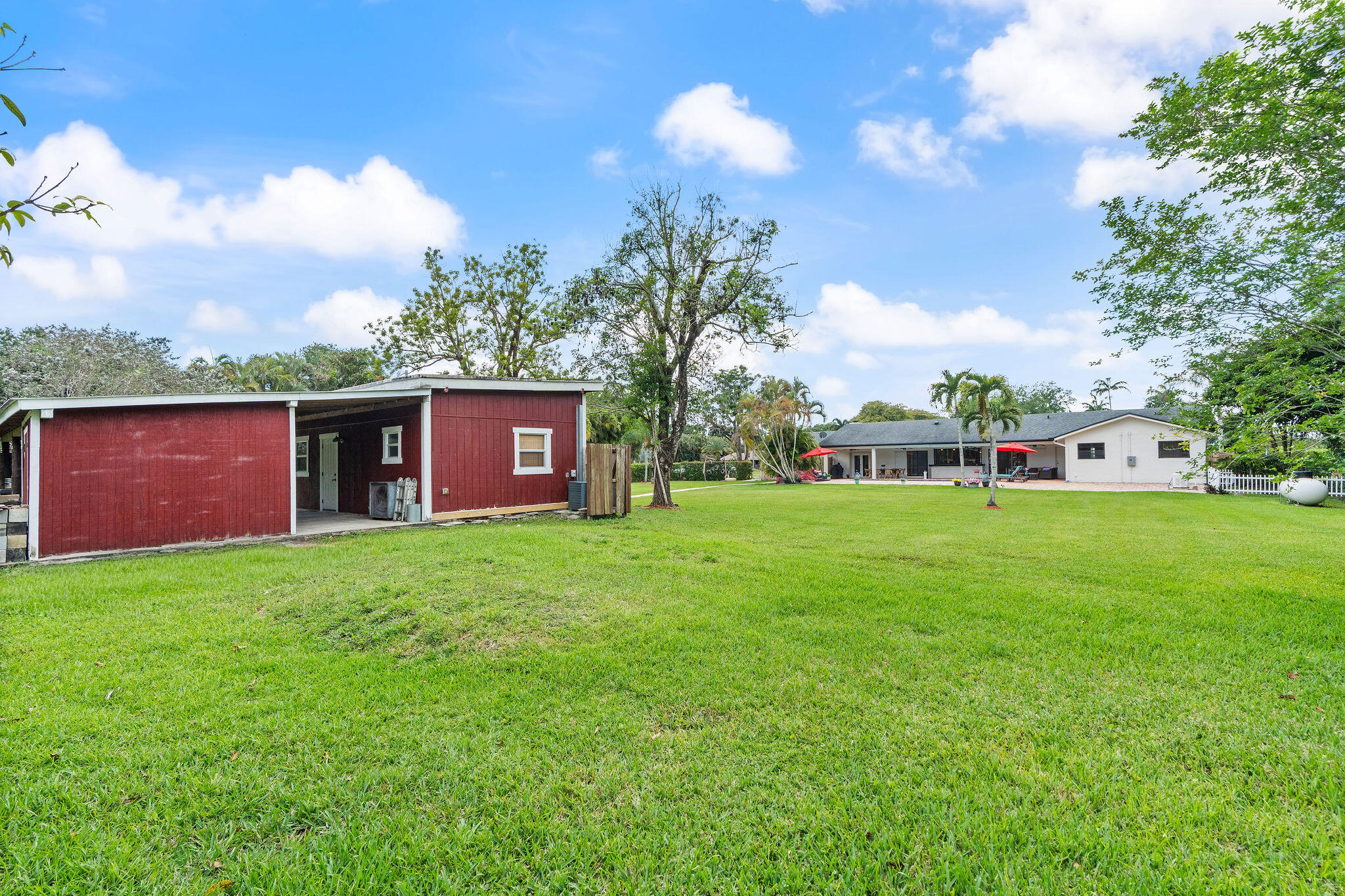 SOUTHWEST RANCHES - Residential