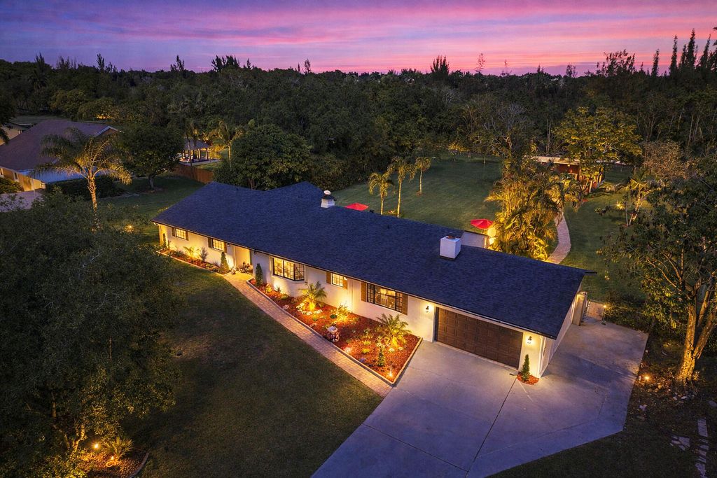 Photo of 5340 SW 195 Terrace, Southwest Ranches, FL 33332 (MLS # B26017319)