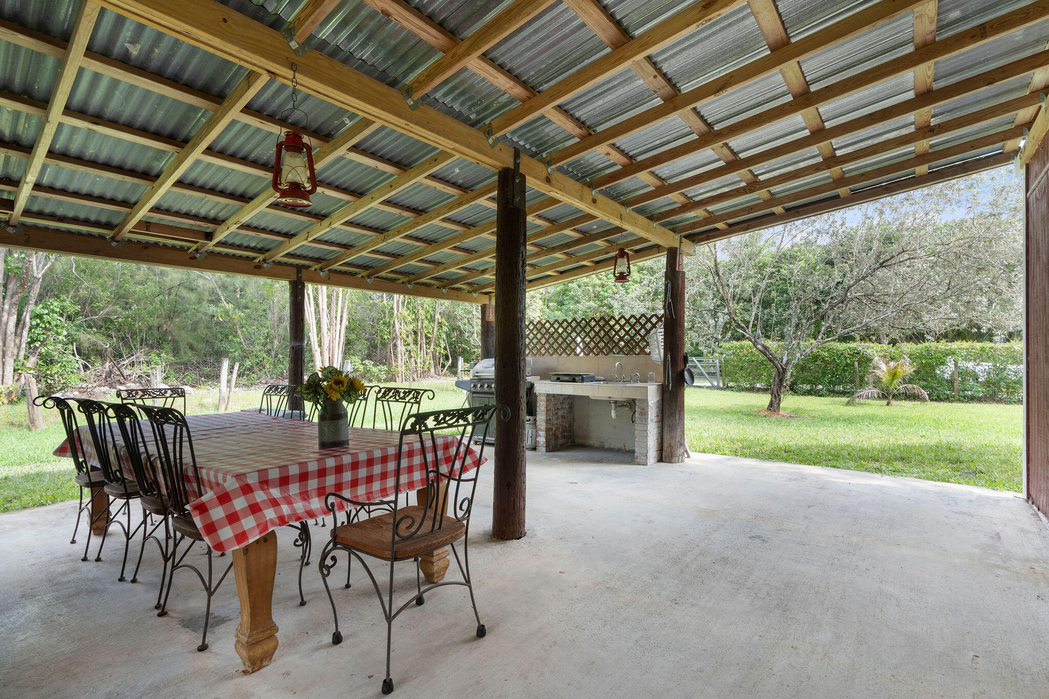 SOUTHWEST RANCHES - Residential