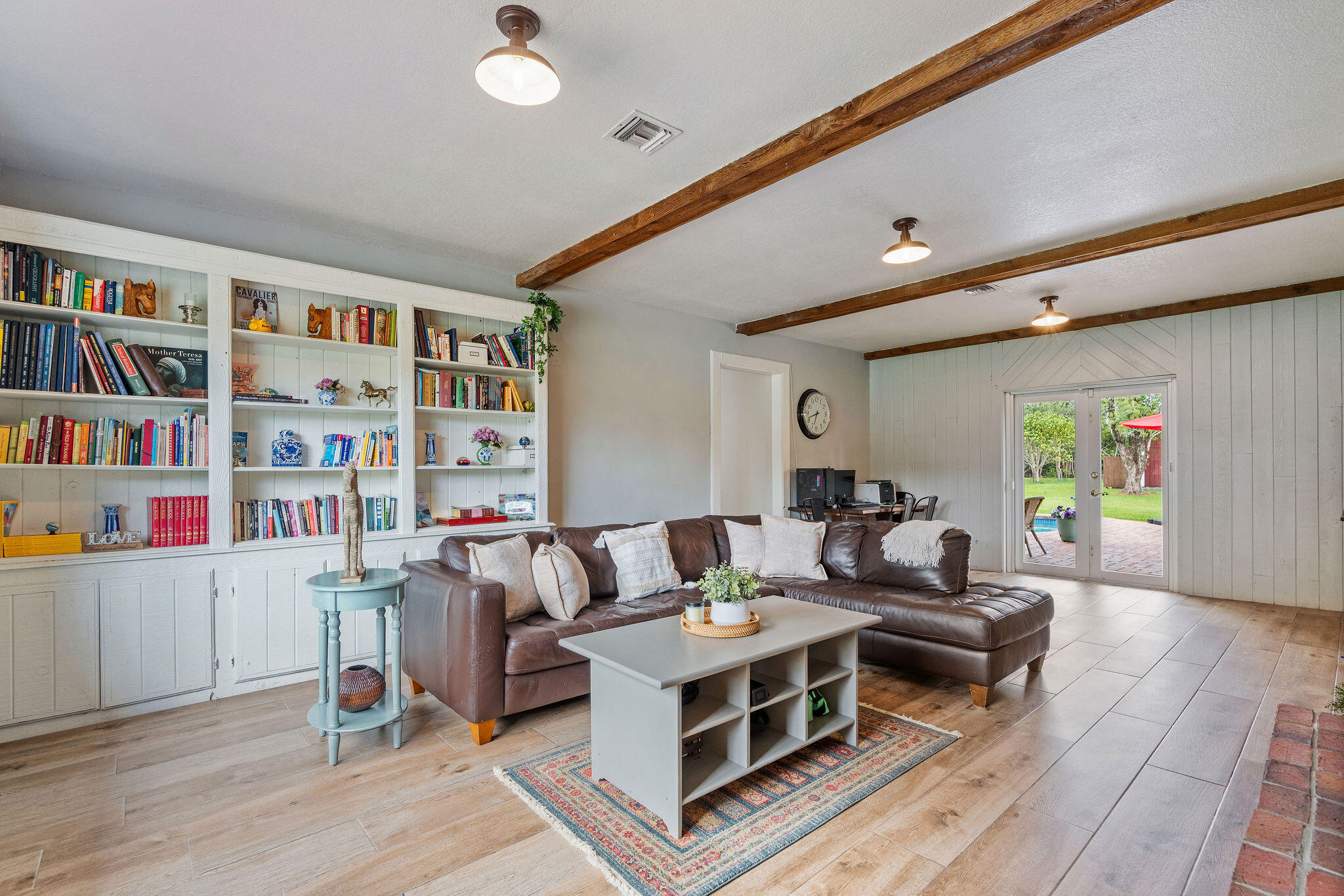 SOUTHWEST RANCHES - Residential