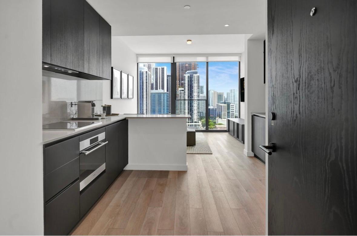 20 NE 11th Street 2709