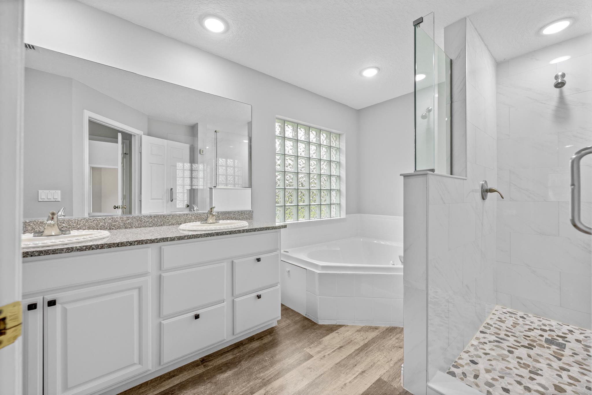 SUMMERFIELD - Residential Lease