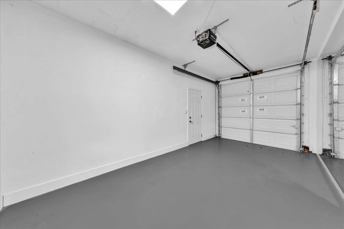 CROISSANT PARK - Residential