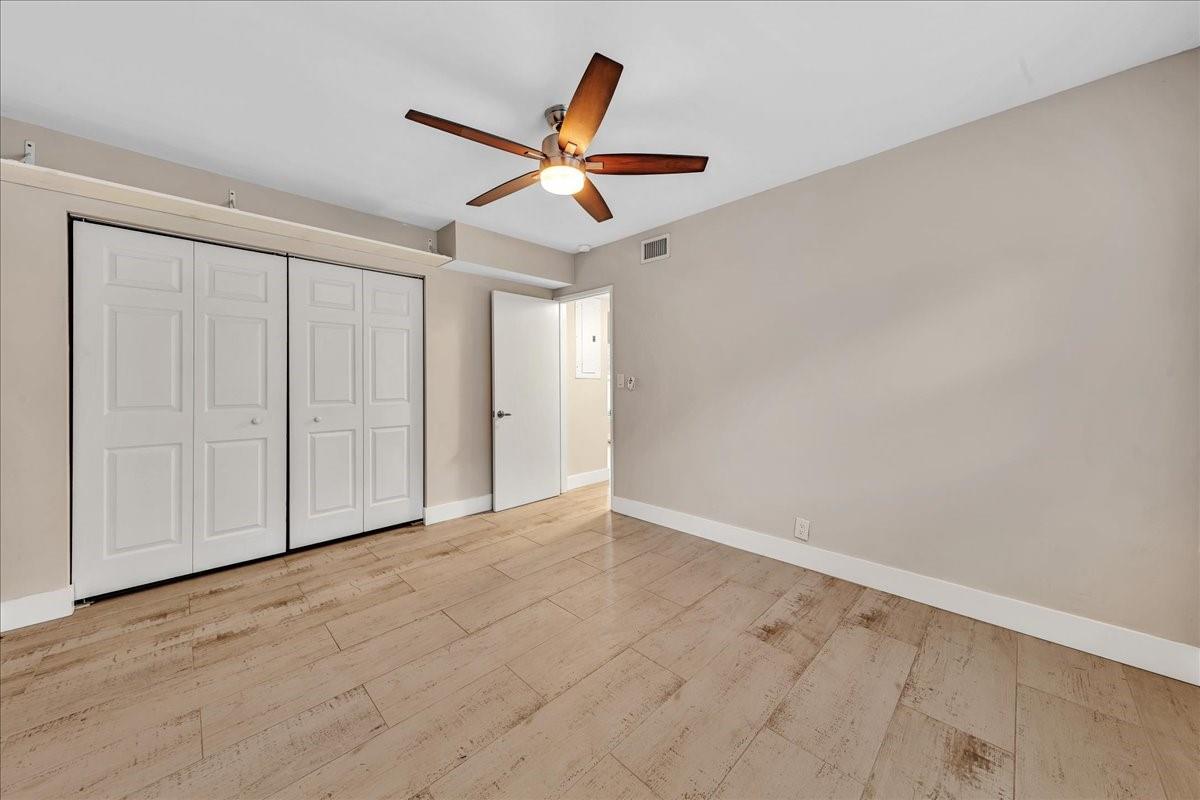 CROISSANT PARK - Residential