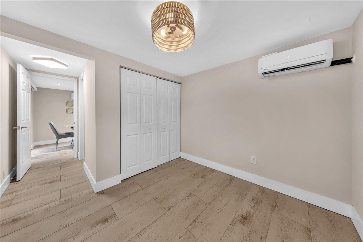 CROISSANT PARK - Residential