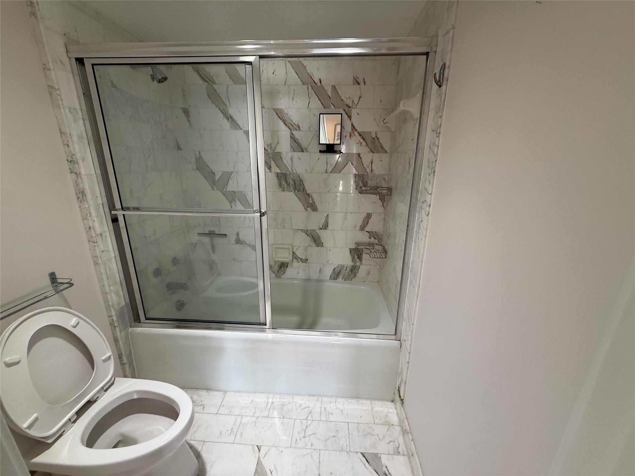 TURNBERRY ISLE CONDO - Residential Lease