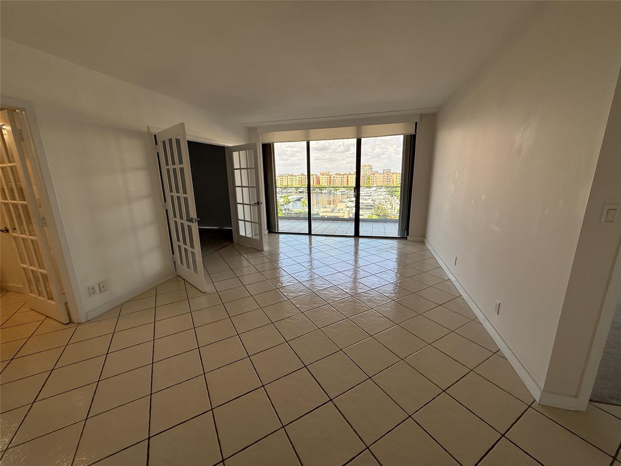 TURNBERRY ISLE CONDO - Residential Lease