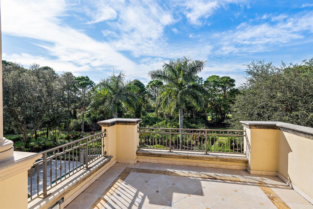 OLD PALM 3 - Residential