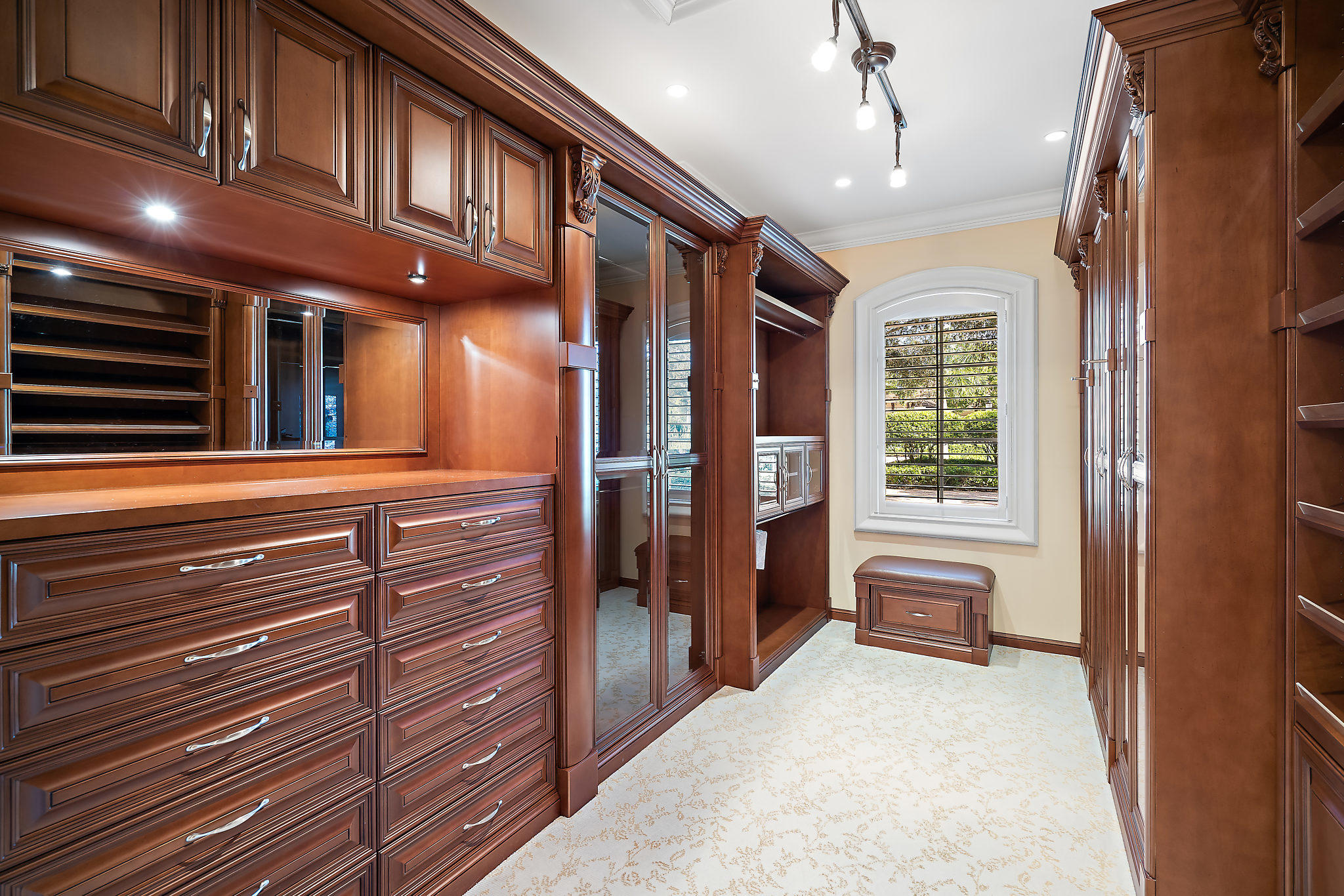 OLD PALM 3 - Residential