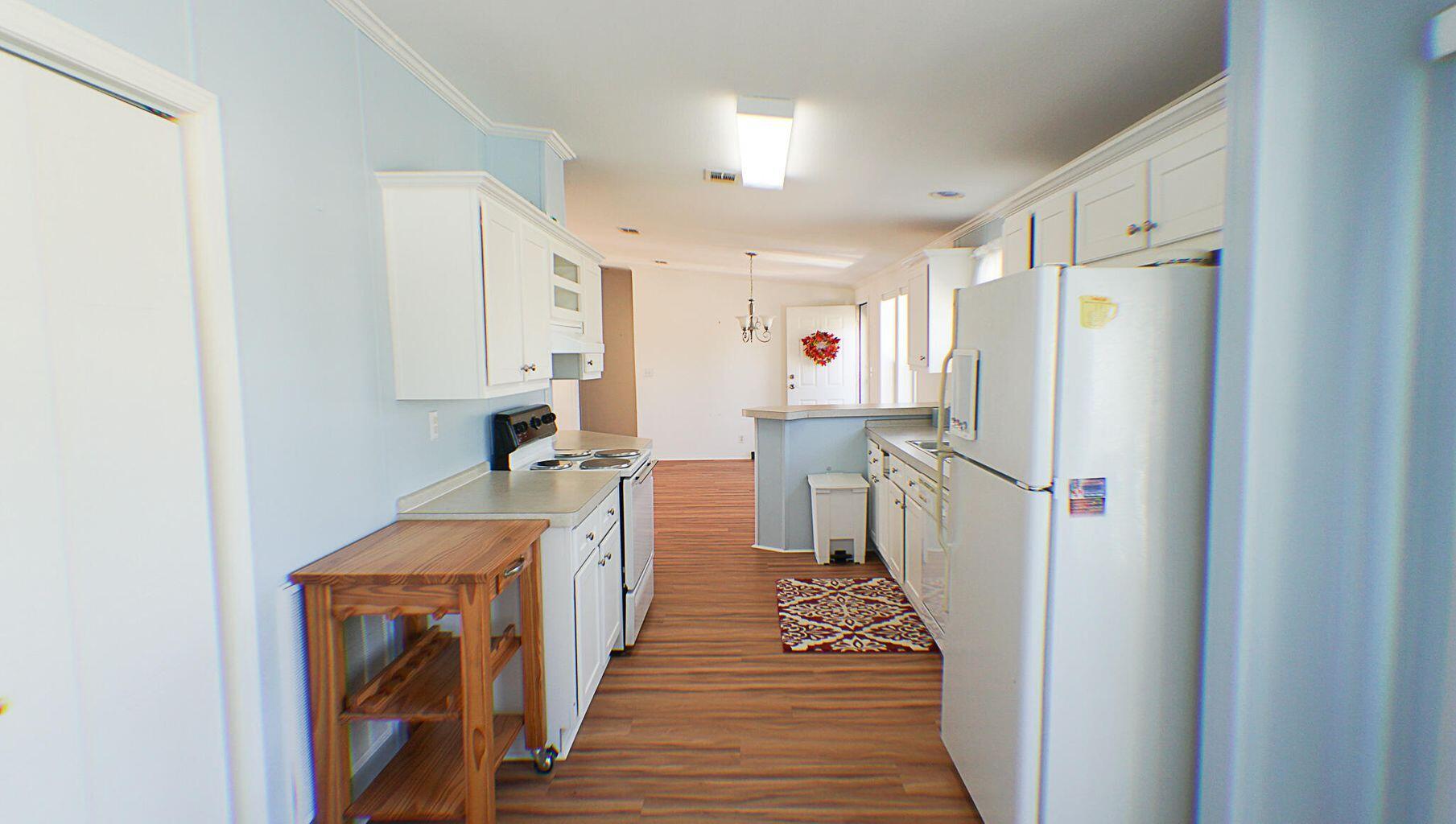 RIDGEWAY - Residential Lease