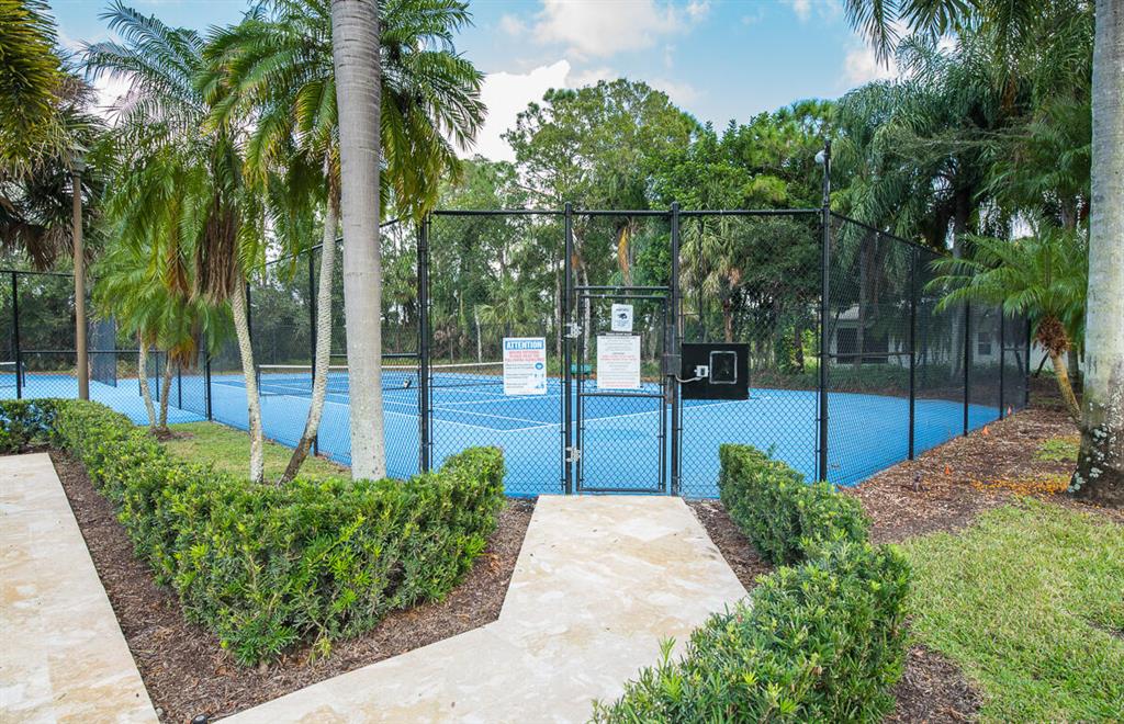 SARATOGA AT ROYAL PALM 1 - Residential