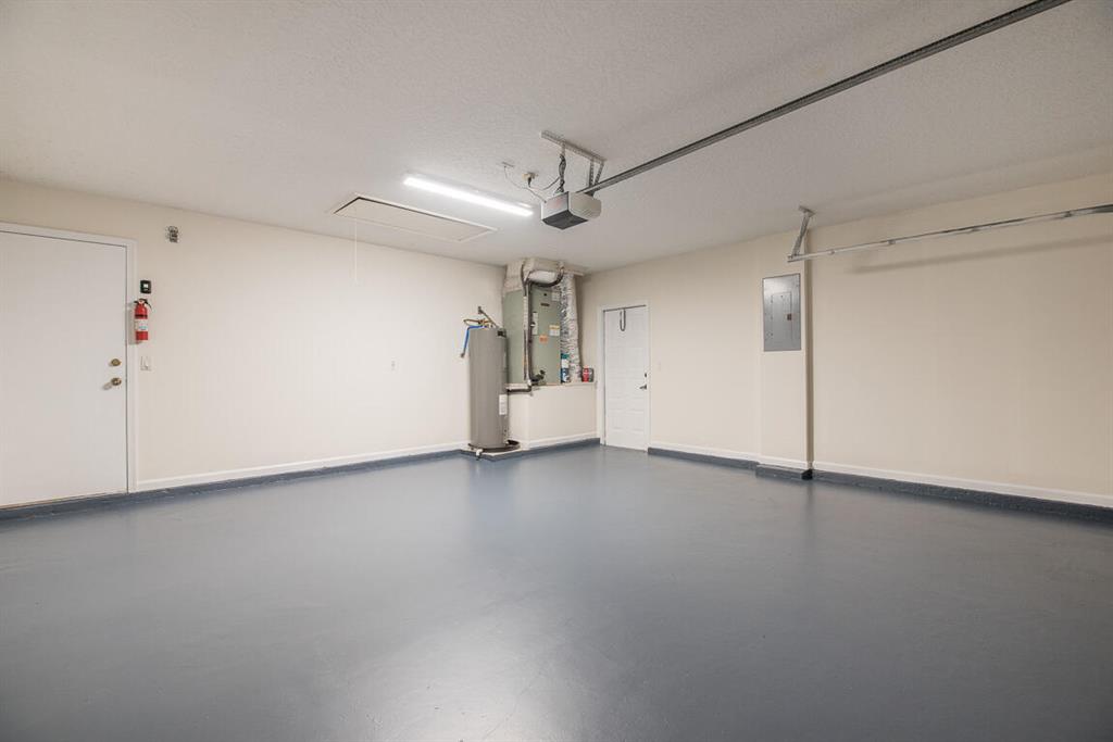 SARATOGA AT ROYAL PALM 1 - Residential