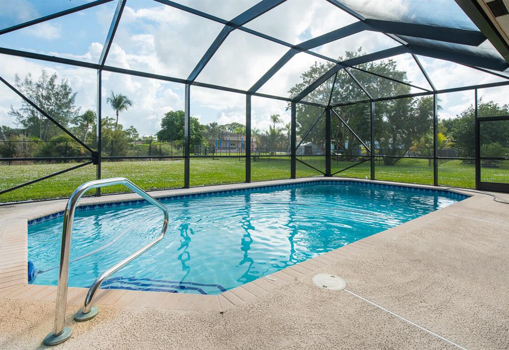 SARATOGA AT ROYAL PALM 1 - Residential