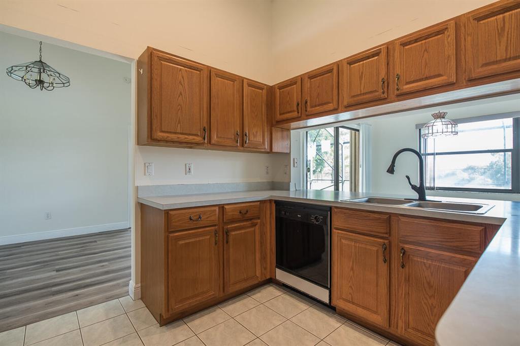 SARATOGA AT ROYAL PALM 1 - Residential