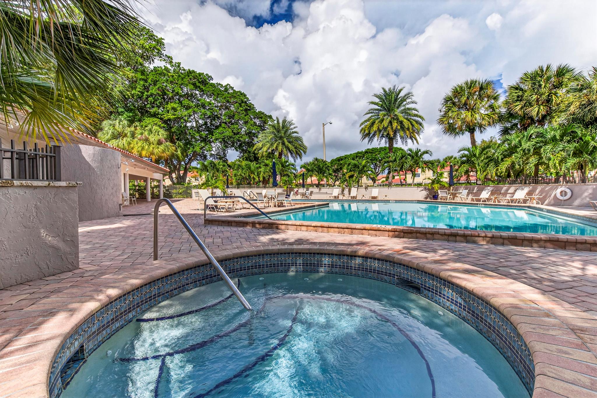 LAKES OF DEER CREEK CONDO - Residential