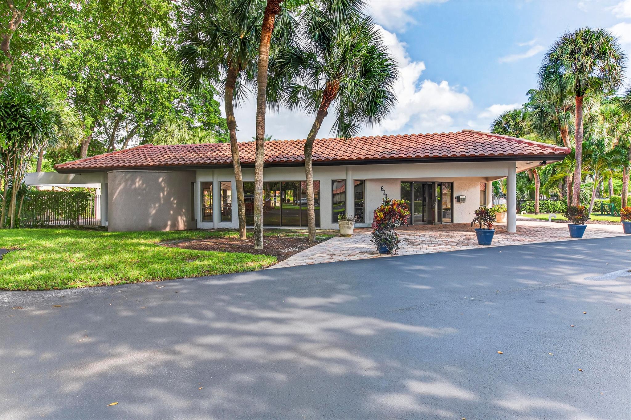 LAKES OF DEER CREEK CONDO - Residential