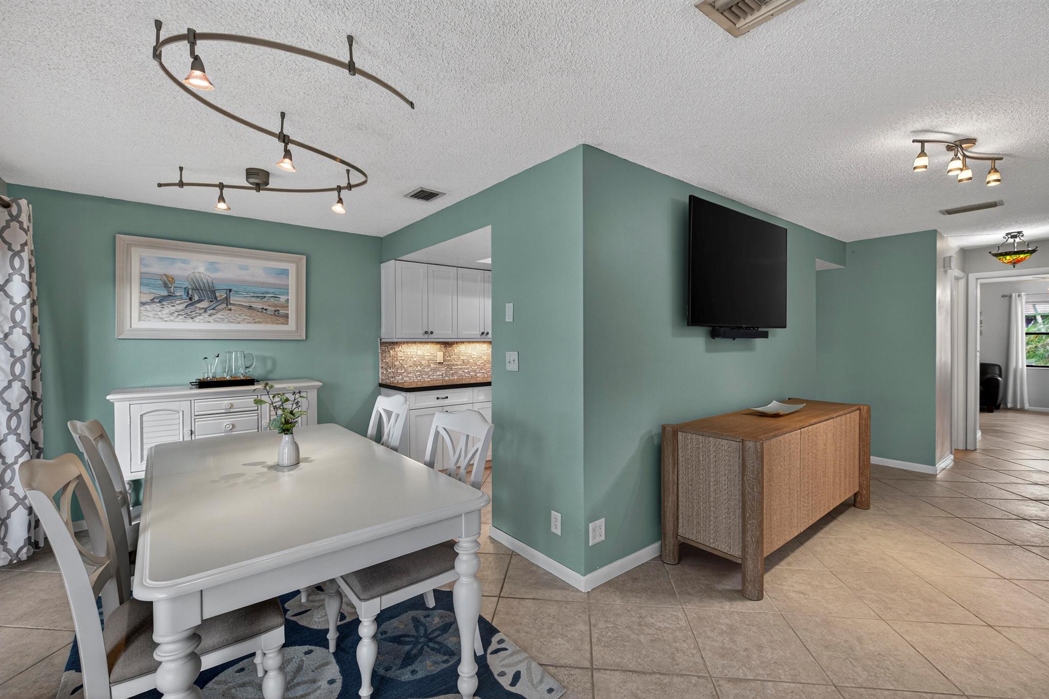 LAKES OF DEER CREEK CONDO - Residential