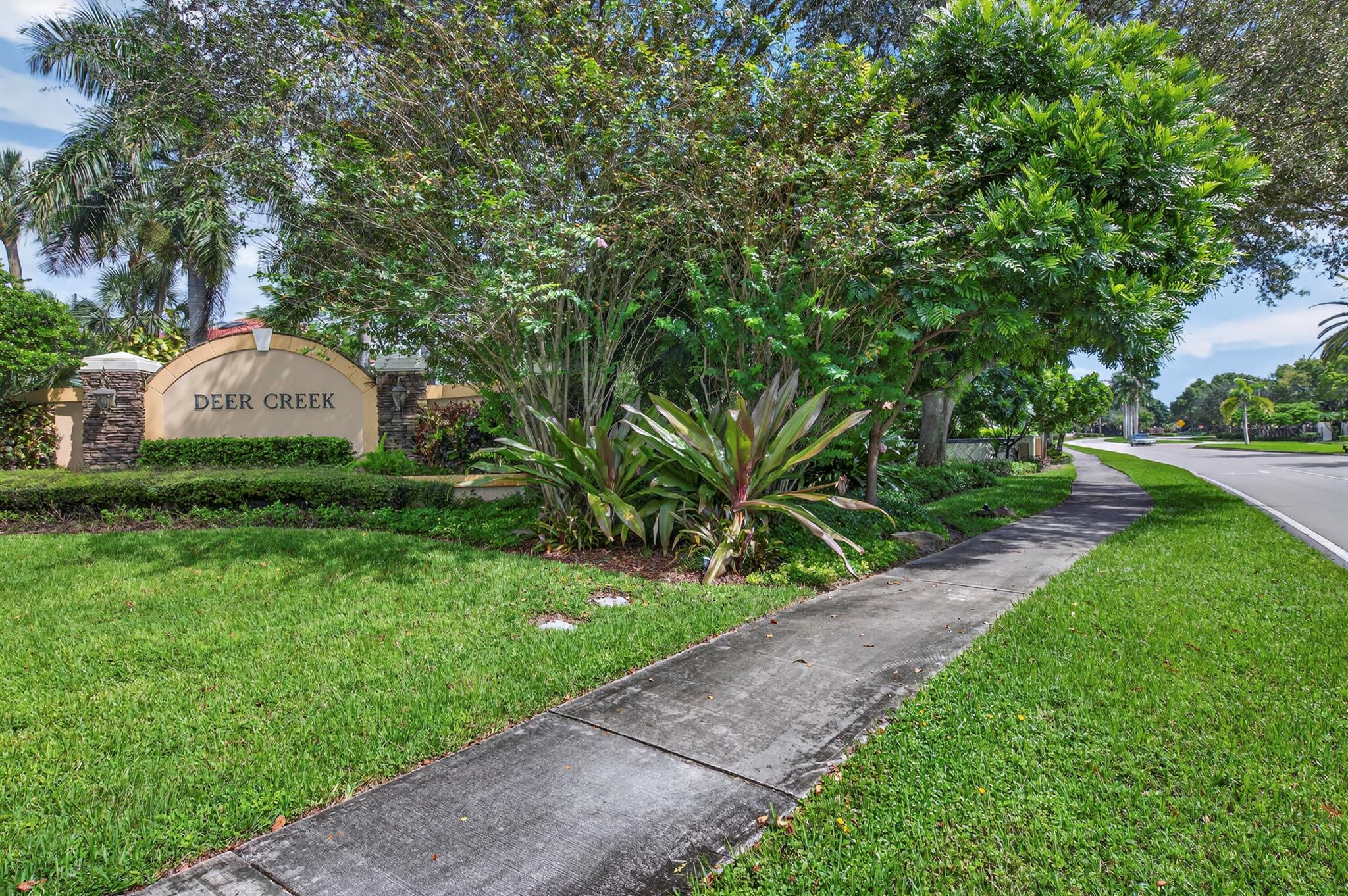 LAKES OF DEER CREEK CONDO - Residential