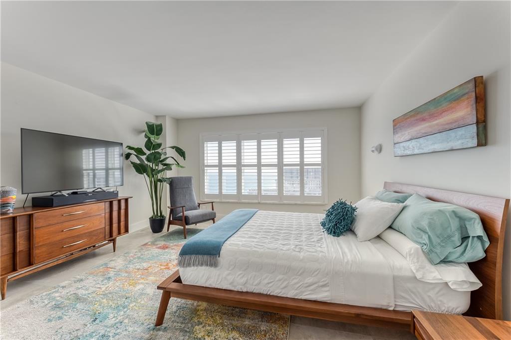 Playa Del Mar Condo - Residential