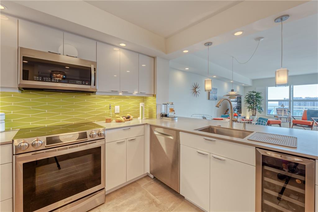 Playa Del Mar Condo - Residential