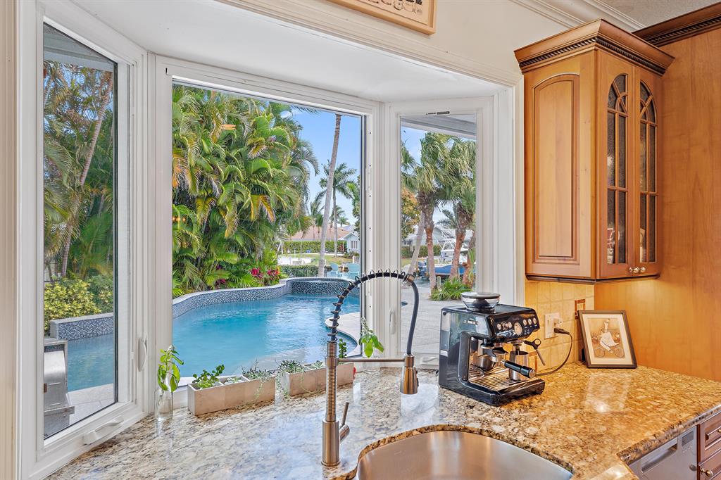 RIO VISTA REPL OF ISLAND - Residential