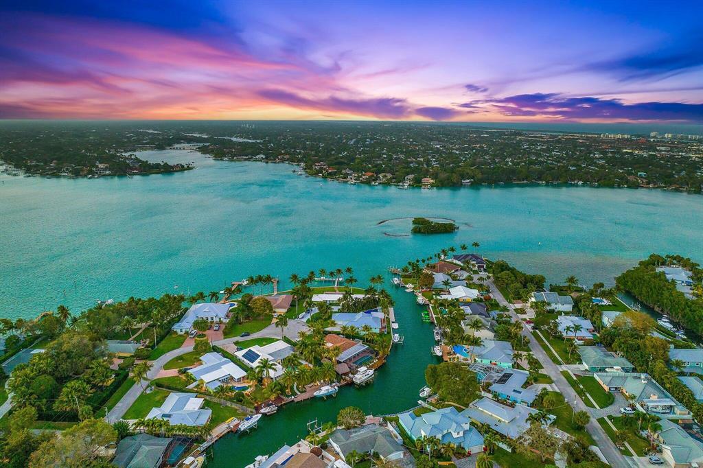 RIO VISTA REPL OF ISLAND - Residential