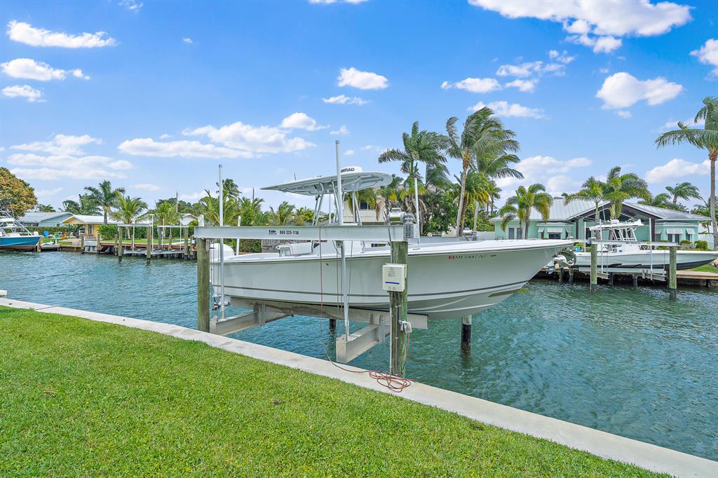 RIO VISTA REPL OF ISLAND - Residential