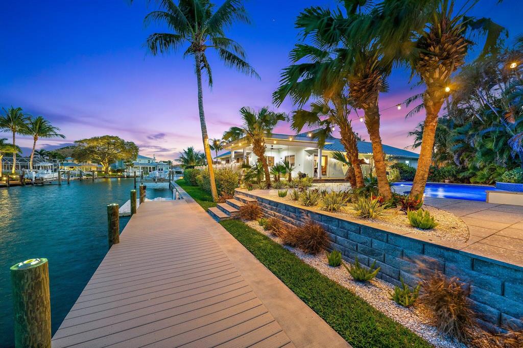 RIO VISTA REPL OF ISLAND - Residential