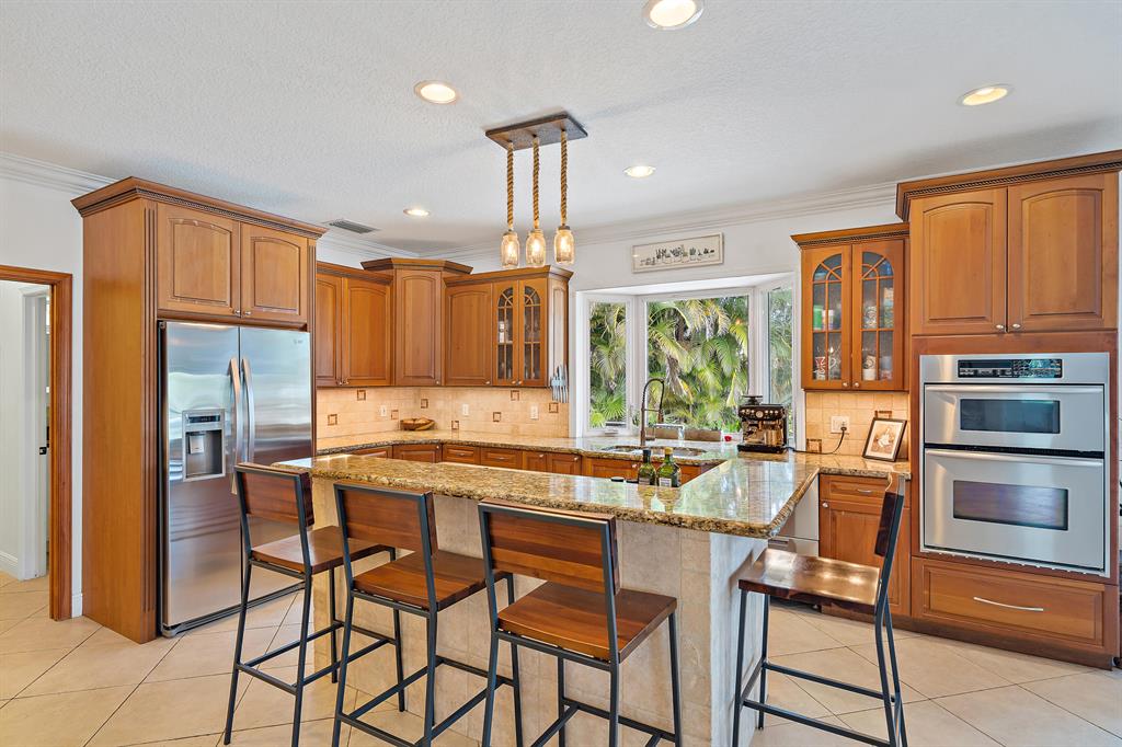 RIO VISTA REPL OF ISLAND - Residential