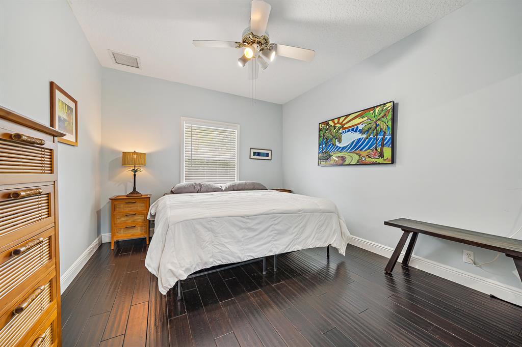 RIO VISTA REPL OF ISLAND - Residential