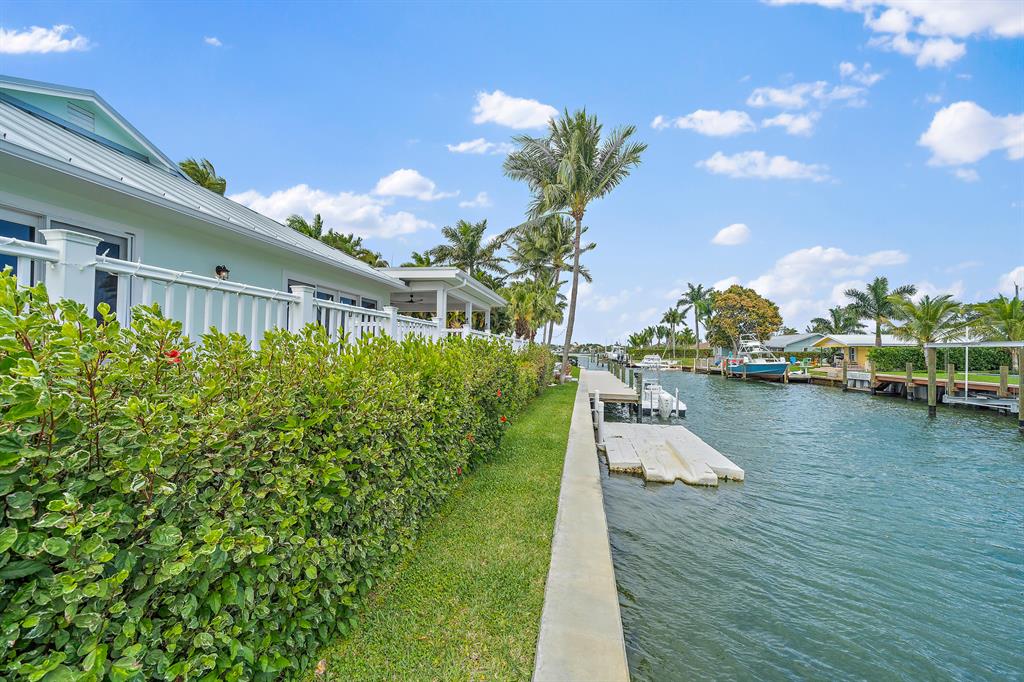 RIO VISTA REPL OF ISLAND - Residential