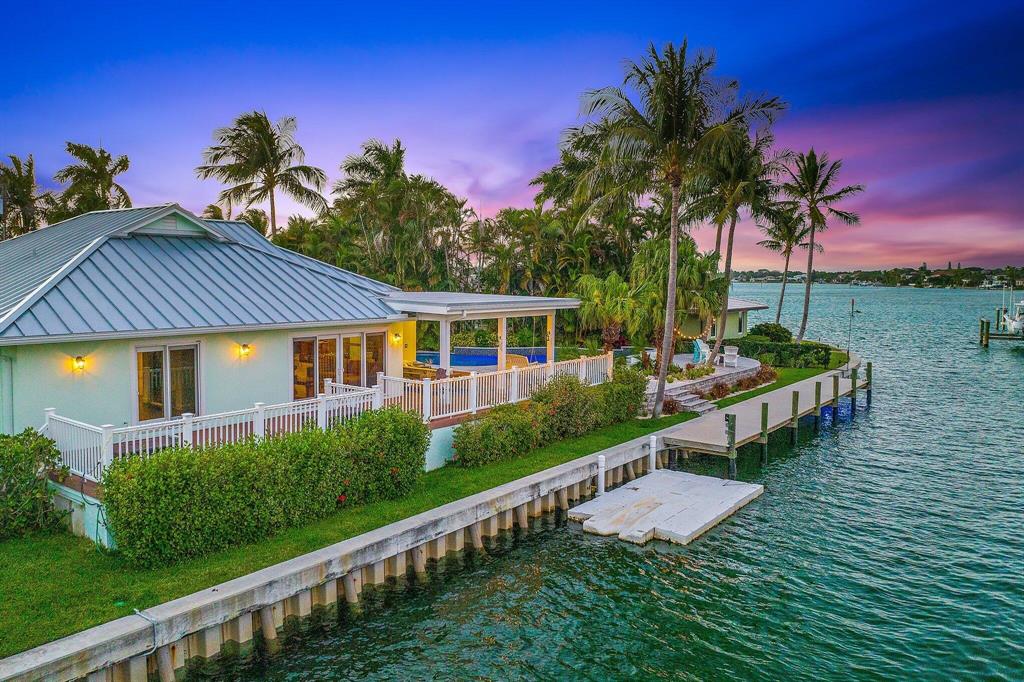 RIO VISTA REPL OF ISLAND - Residential