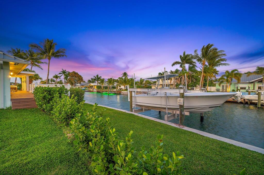 RIO VISTA REPL OF ISLAND - Residential