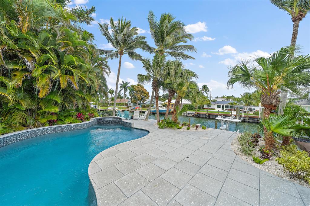 RIO VISTA REPL OF ISLAND - Residential