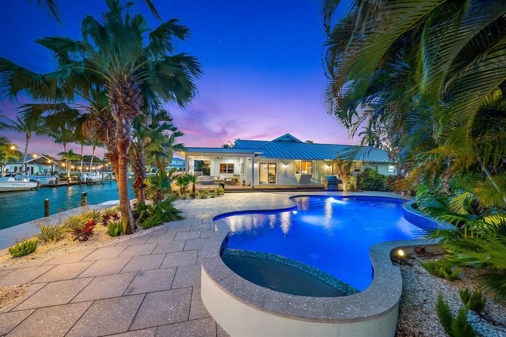 RIO VISTA REPL OF ISLAND - Residential