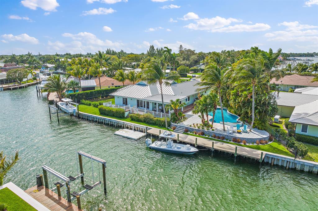 RIO VISTA REPL OF ISLAND - Residential