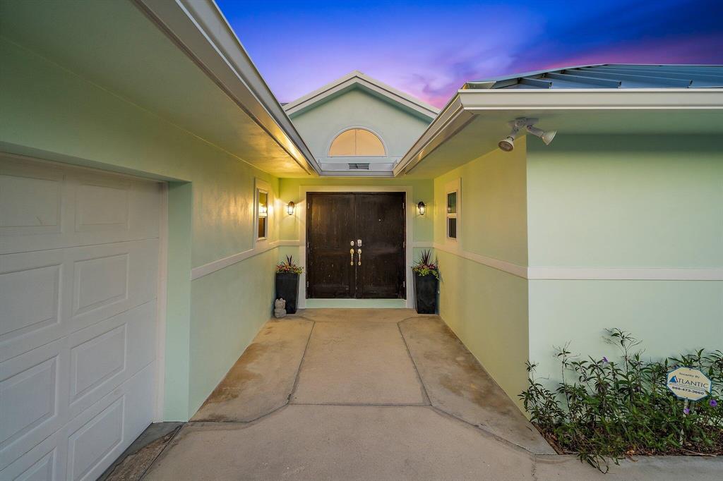 RIO VISTA REPL OF ISLAND - Residential