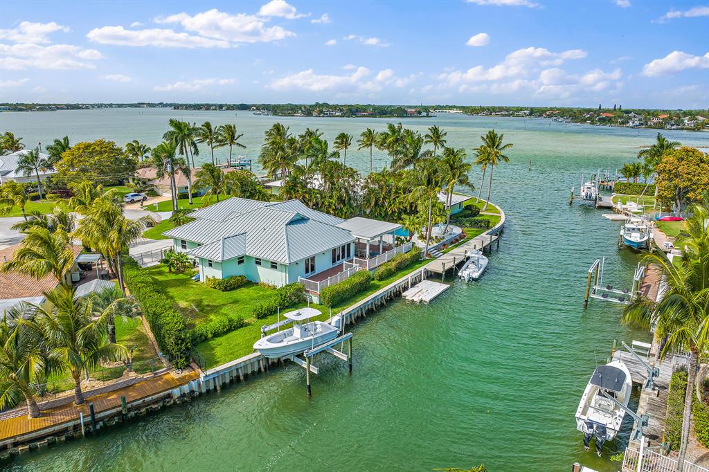 RIO VISTA REPL OF ISLAND - Residential