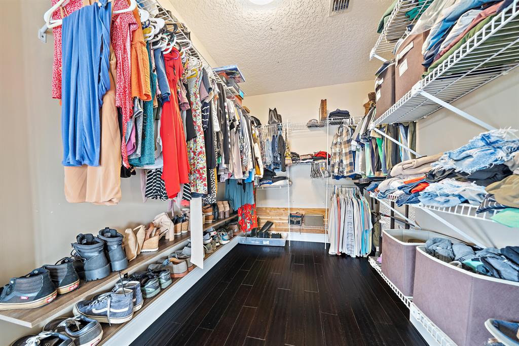 RIO VISTA REPL OF ISLAND - Residential