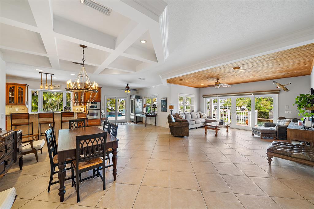 RIO VISTA REPL OF ISLAND - Residential