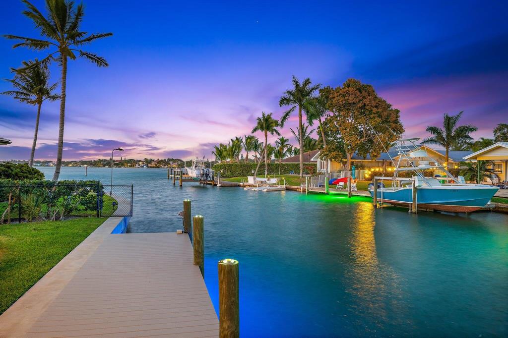 RIO VISTA REPL OF ISLAND - Residential