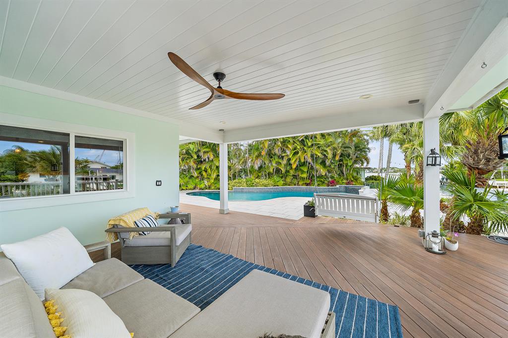 RIO VISTA REPL OF ISLAND - Residential