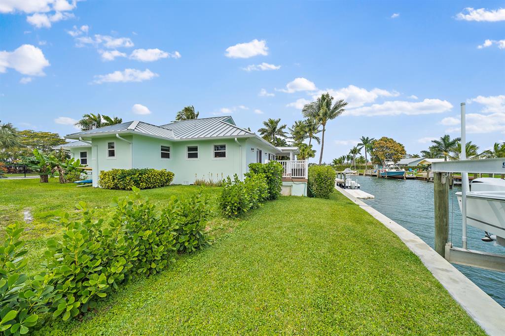 RIO VISTA REPL OF ISLAND - Residential