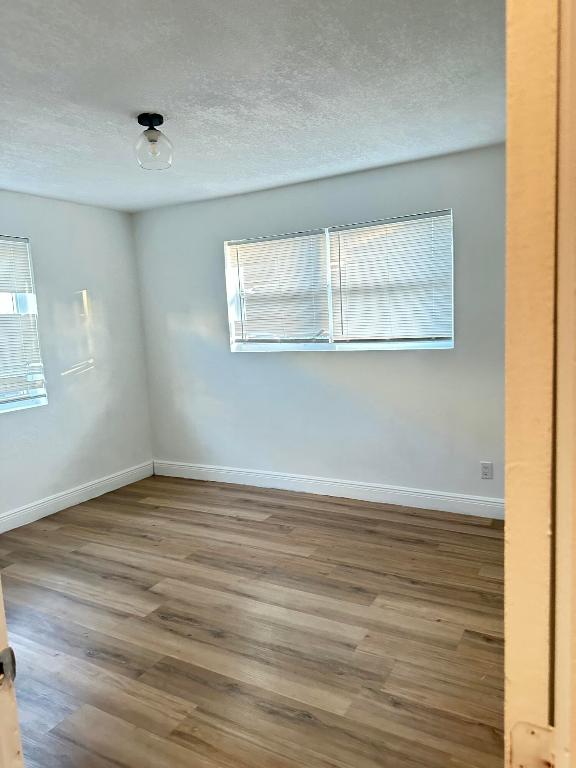 NORTH PALM BCH 4 - Residential