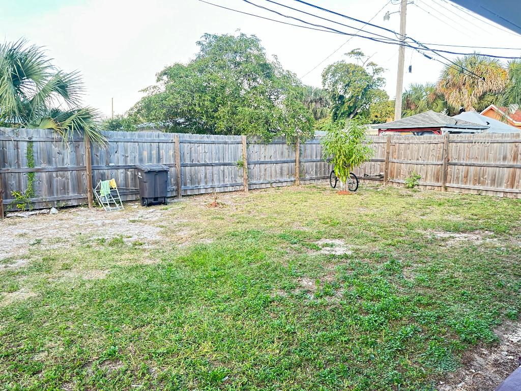 NORTH PALM BCH 4 - Residential